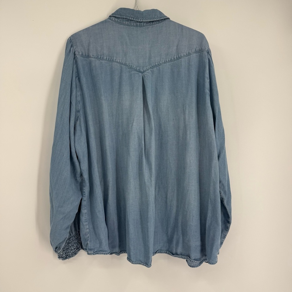 Cloth & Stone Chambray Button Up Shirt 2X Denim Boho Collared Smocked Cuffs - Picture 8 of 10